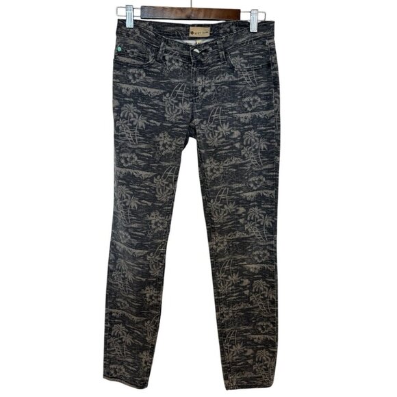 Roxy Women’s Denim Gray Floral Patterned Jeans Size 26 - Picture 3 of 6